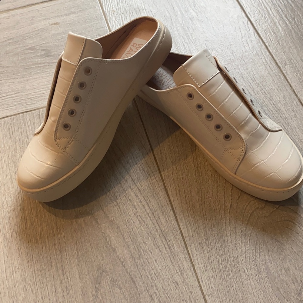 White raven cream shell slides.